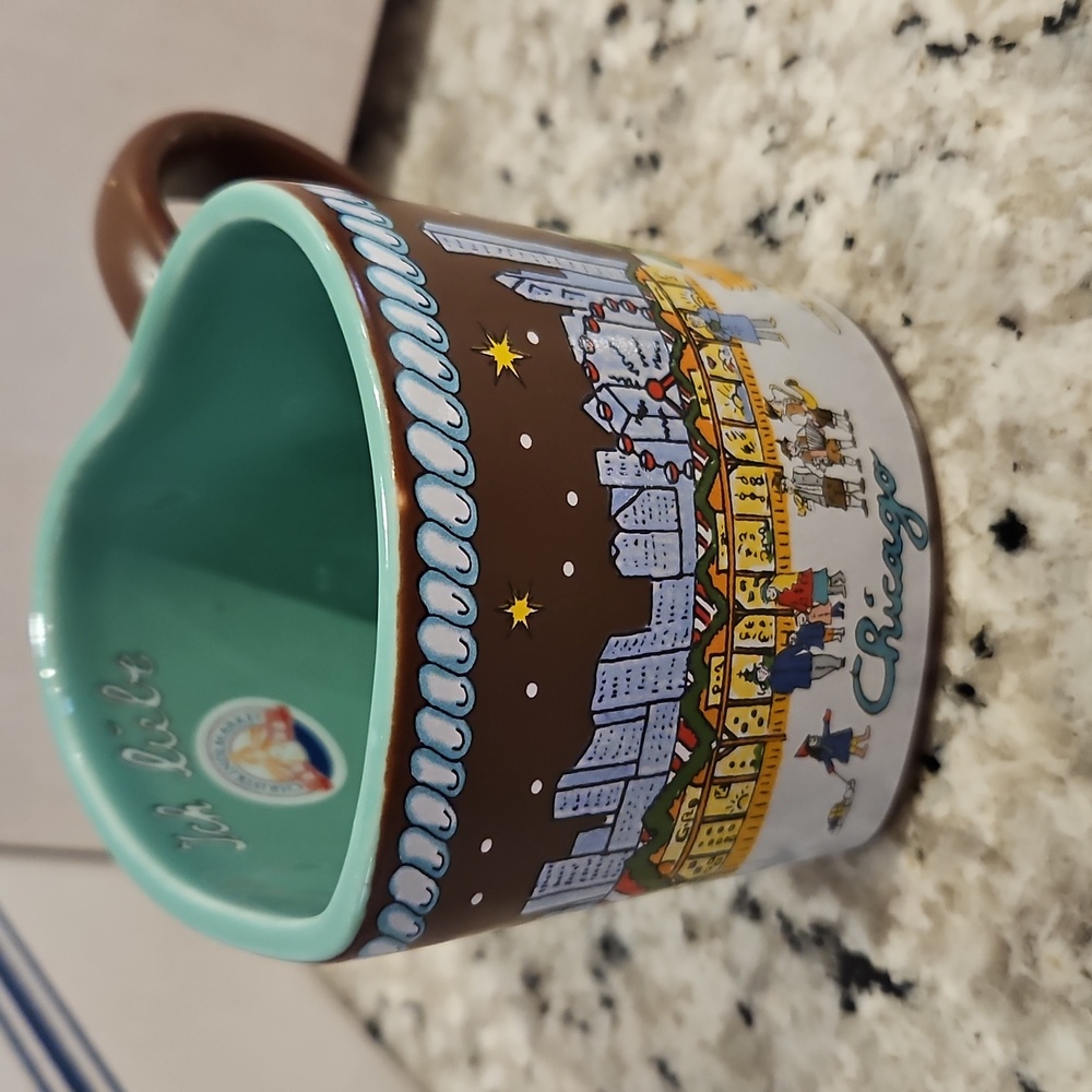 2018 Christkindlmarket Chicago hot cocoa mugs collectible green heart